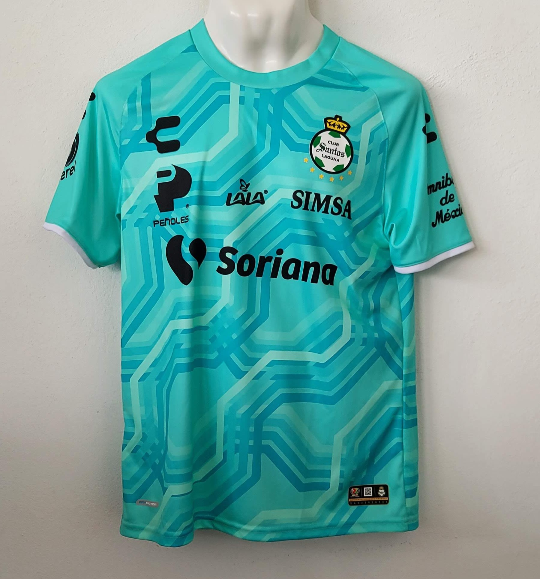 CAMISA DE PORTERO AQUA TORNEO AP. 22 Y CLAUSURA 23