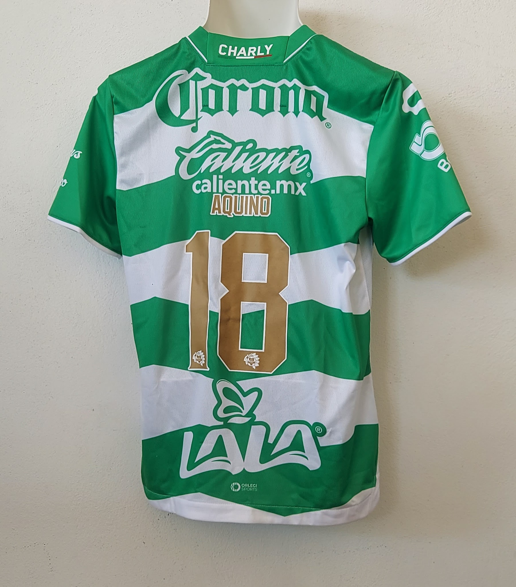 JERSEY LOCAL AP.23 Y CL. 24 PEDRO AQUINO